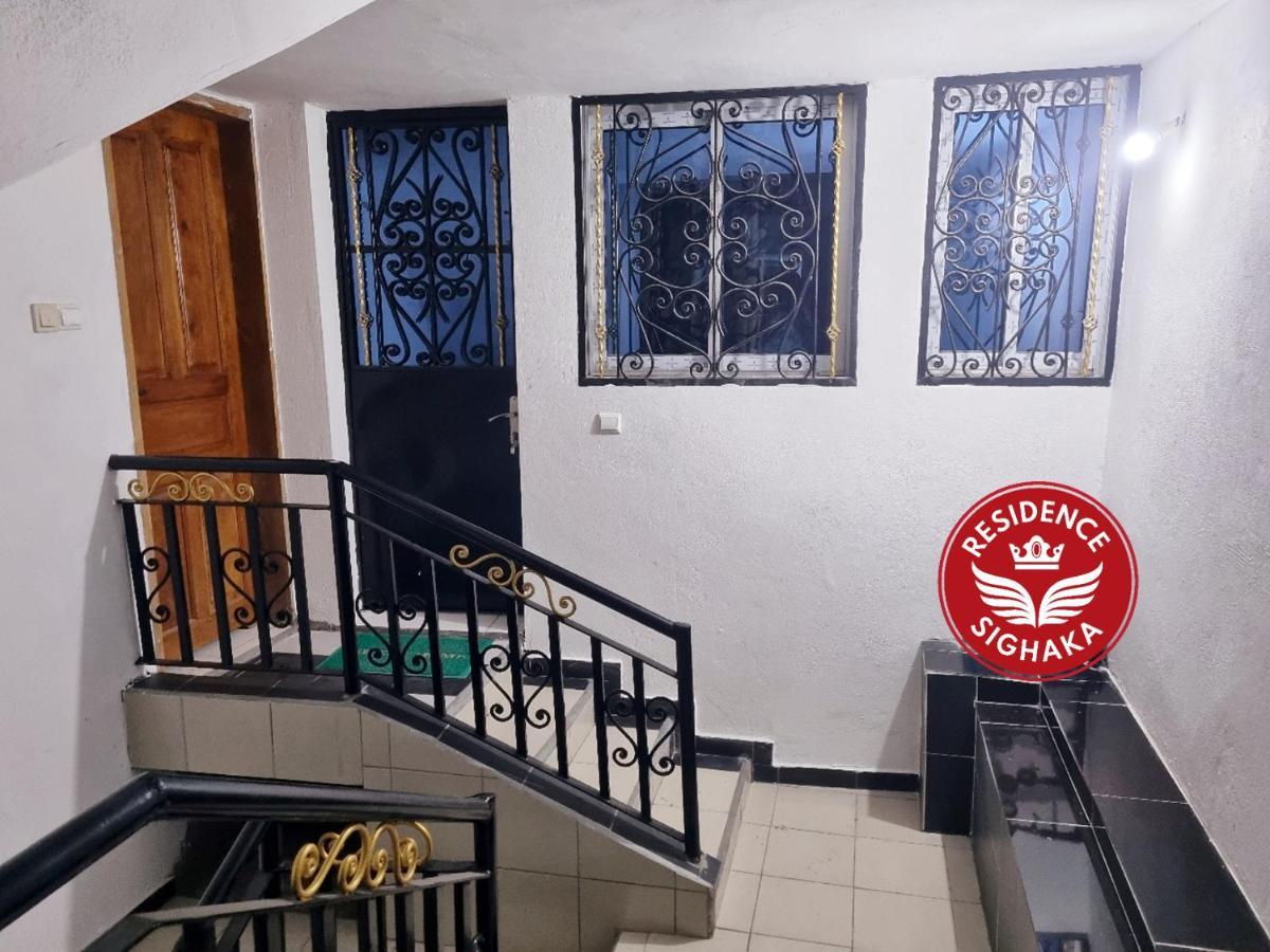 Residence Sighaka - Gold Apartment - Wifi, Gardien, Parking Douala Kültér fotó